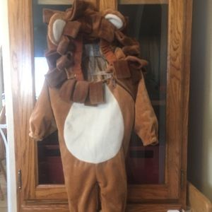 Lion costume 6-12 month infant. 🦁 Halloween 👻